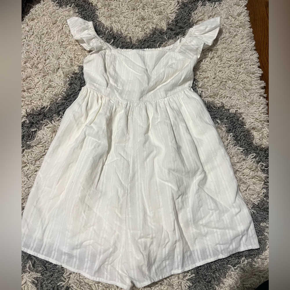 American Eagle White Ruffled Romper size XS